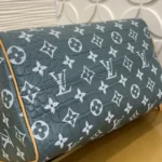 Louis Vuitton Speedy P9 Bandouliere 25 Light Blue Crocodile M24425 - Image 4