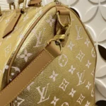 Louis Vuitton Speedy P9 Bandouliere 40 Gold - Image 4