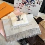 Louis Vuitton Monogram Fur Pocket Cashmere Stole - Image 3