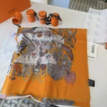 Louis Vuitton Printed Silk Cashmere Stole - Image 3