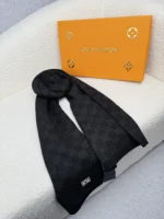 Louis Vuitton Petit Damier Knit Wool Scarf - Image 5