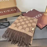 Gucci GG Jacquard Gradient Cashmere Scarf - Image 4