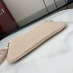 Gucci GG Emblem Shoulder Bag 815278 - Image 4