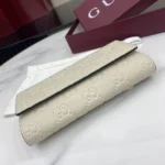 Gucci GG Emblem Wallet 815922 - Image 4