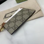 Gucci GG Emblem Card Holder 819121 - Image 4