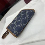 Gucci GG Emblem Card Holder 821804 - Image 4