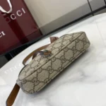 Gucci GG Emblem Hobo Bag 820696 - Image 4