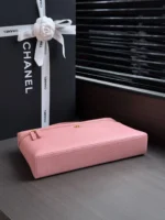Chanel Logo Shoulder Bag 29cm - Image 4