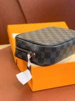 Louis Vuitton Damier Graphite Toiletry Pouch Small 21cm - Image 4