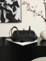 Chanel Kiss-Lock Bowling Shoulder Bag - Image 4