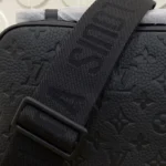 Louis Vuitton S Lock Messenger Bag Taurillon M58489 - Image 4