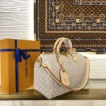Louis Vuitton Speedy Soft 30 Monogram Embleme M28479 - Image 4
