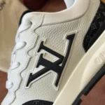 Louis Vuitton LV Classic Sneaker - Image 4
