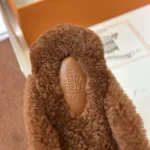 Hermès Kelly Shearling Mule - Image 4