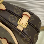 Louis Vuitton Monogram Mini Bag M46740 - Image 5