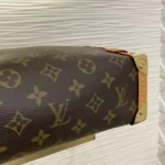 Louis Vuitton Monogram Bag M46358 - Image 5