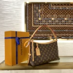 Louis Vuitton Carryall East West Monogram M28101 - Image 5