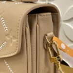 Louis Vuitton Pochette Metis MM Empreinte Couture M29497 - Image 5