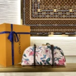 Louis Vuitton Squire East West Monogram Eden M29185 - Image 5