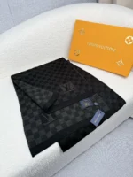 Louis Vuitton Petit Damier Knit Wool Scarf - Image 5