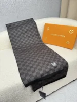 Louis Vuitton Petit Damier Knit Wool Scarf - Image 6
