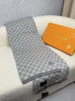 Louis Vuitton Petit Damier Knit Wool Scarf - Image 5