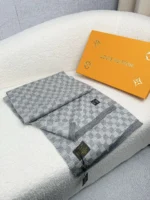 Louis Vuitton Petit Damier Knit Wool Scarf - Image 5