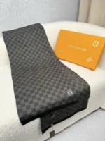 Louis Vuitton Petit Damier Knit Wool Scarf - Image 5