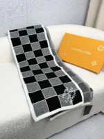 Louis Vuitton Damier Heritage Knit Wool Scarf - Image 5