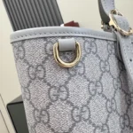 Gucci GG Emblem Tote Bag 815213 - Image 5