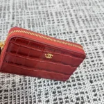 Chanel Crocodile-Embossed Zipped Card Holder - Image 5