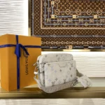 Louis Vuitton Trio Messenger Bag White M28854 - Image 5