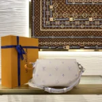 Louis Vuitton Pochette Metis Soft Small Gradient M2A332 - Image 5