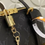 Louis Vuitton Squire East West Bag M3A167 - Image 5