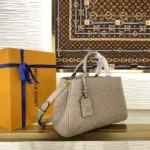 Louis Vuitton Avenue PM Monogram Empreinte M25577 - Image 5