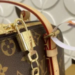 Louis Vuitton Squire East West Monogram M28953 - Image 5