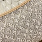 Louis Vuitton Carryall East West Monogram Embleme M2A136 - Image 5