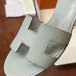 Hermès Oasis Heeled Sandal - Image 5