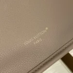 Louis Vuitton Neverfull Bandouliere Inside Out BB M12099 - Image 6