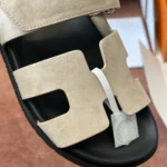 Hermès Chypre Sandal - Image 6