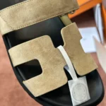 Hermès Chypre Sandal - Image 6