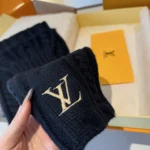 Louis Vuitton Never Freeze Cable Knit Wool Scarf - Image 4