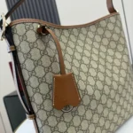 Gucci GG Emblem Bucket Bag 847452 - Image 6