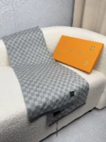 Louis Vuitton Petit Damier Knit Wool Scarf - Image 6