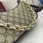 Gucci GG Emblem Hobo Bag 847447 - Image 6