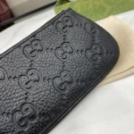 Gucci GG Emblem Wallet 815891 - Image 6