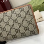 Gucci GG Emblem Wallet 821803 - Image 6