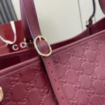 Gucci GG Emblem Tote Bag 847455 - Image 6