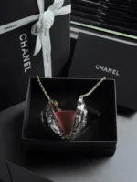 Chanel Silver Oyster Evening Bag - Image 6