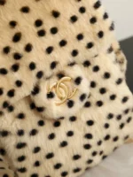 Chanel 25C Spotted Hippie Drawstring Bucket Bag 30cm - Image 6